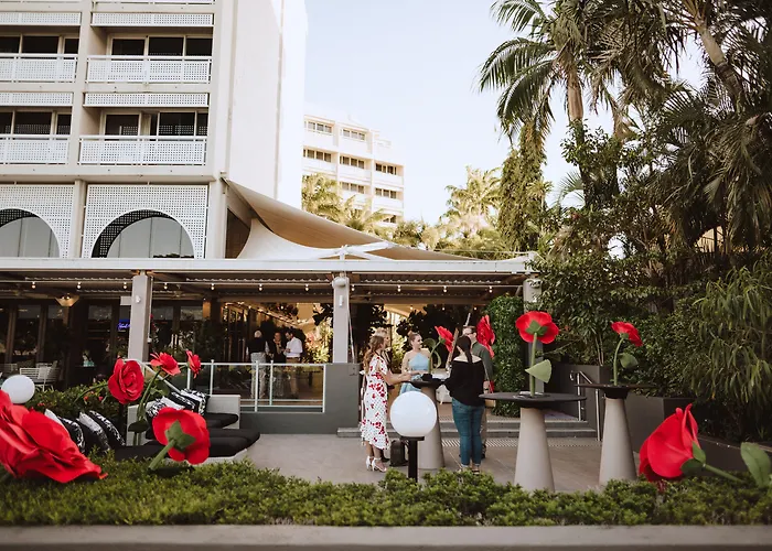 Cairns Harbourside Hotel